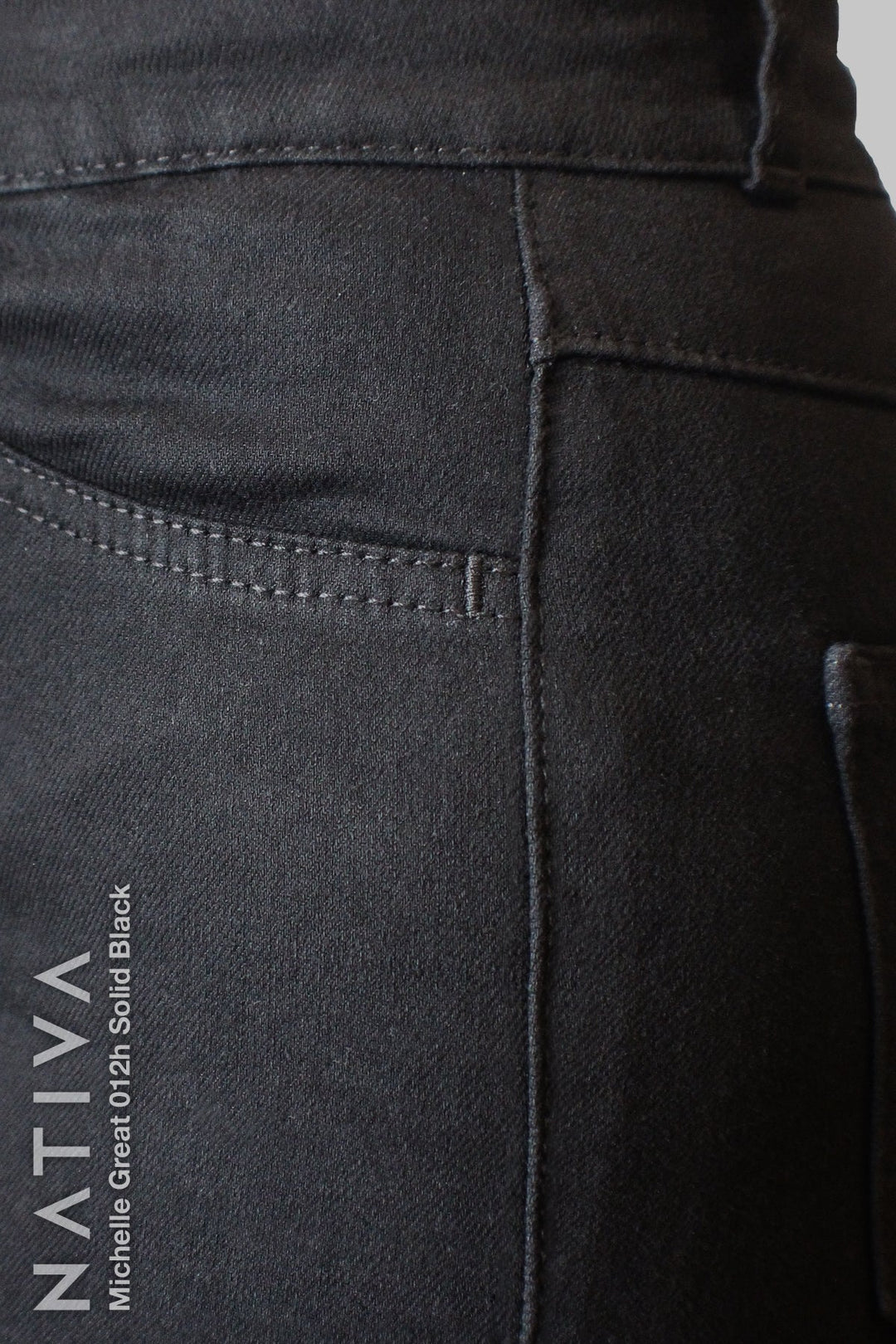 SUPER SKINNY JEANS, MICHELLE GREAT 012H BLACK, Talle Alto. Moldeador. Cuatro Estaciones. Tecnología No Stress®